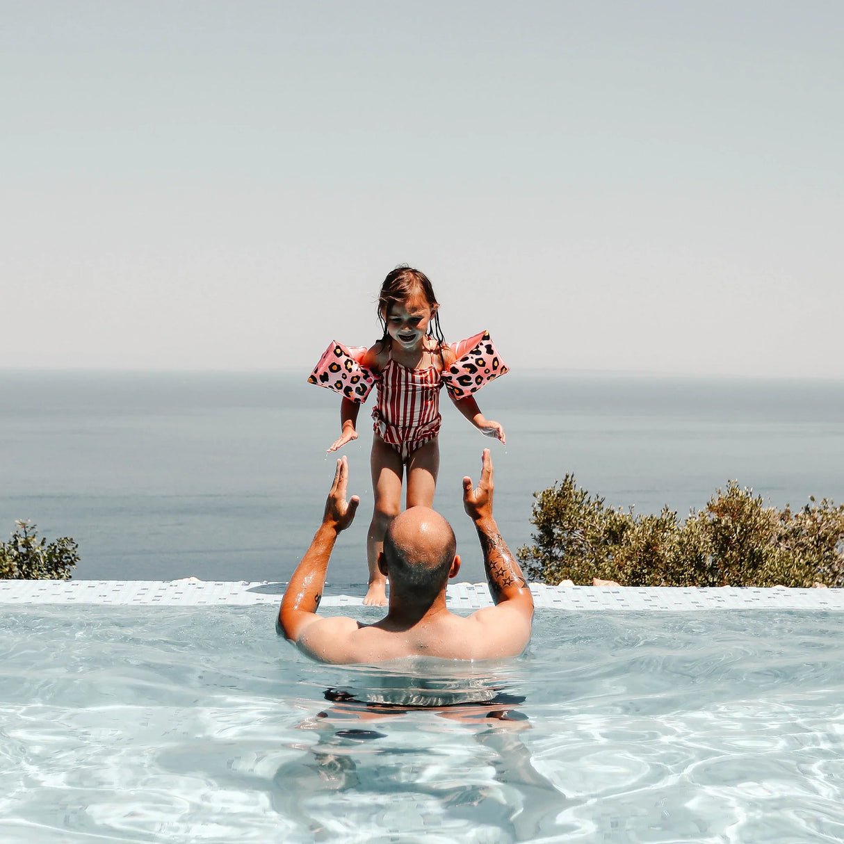 Zwembandjes Panter Rosé • 2-6 jaar