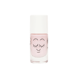 Lichtroze nagellak in een doorzichtig flesje met witte dop en een getekend gezichtje met gesloten ogen.