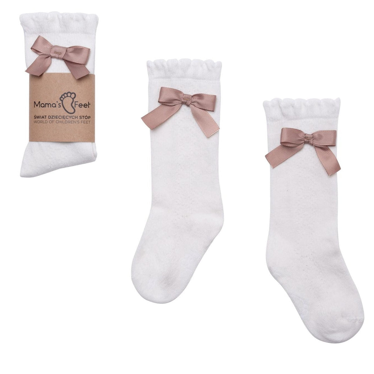 Witte Stephanie kniekousen van Mama's Feet met oudroze strikjes en een geribbelde boord.