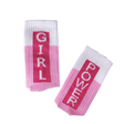 Roze Girl Power-sokken met witte boorden en witte letters op donkerroze vlakken.