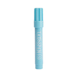 Lichtblauwe tattoopen Sky Blue met dop op een witte achtergrond.