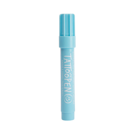 Lichtblauwe tattoopen Sky Blue met dop op een witte achtergrond.