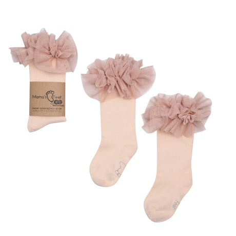 Tutu kniekousen Venetian Rose van Mama's Feet met roze ruches, los en in de verpakking op een witte achtergrond.